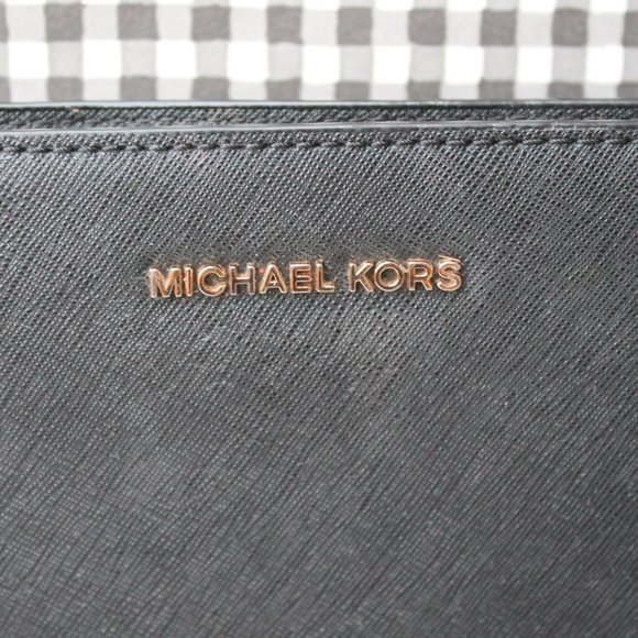 Michael Kors black purse / Jet Set Travel Crossbody - Picture 2 of 11